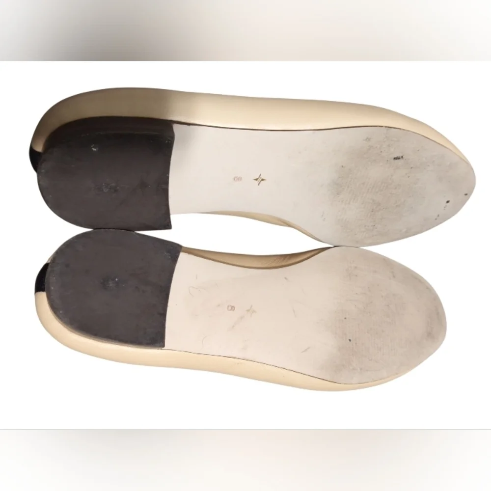 Tuckernuck Almond Toe Two Tone Leather Flats Beige Black Trim Classic Chic Sz 8